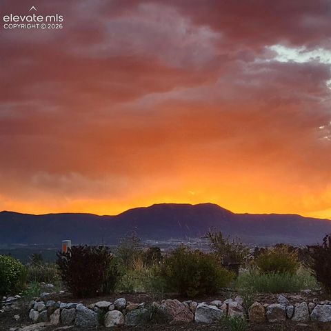 387 Fox Run Circle, Colorado Springs, CO 80921