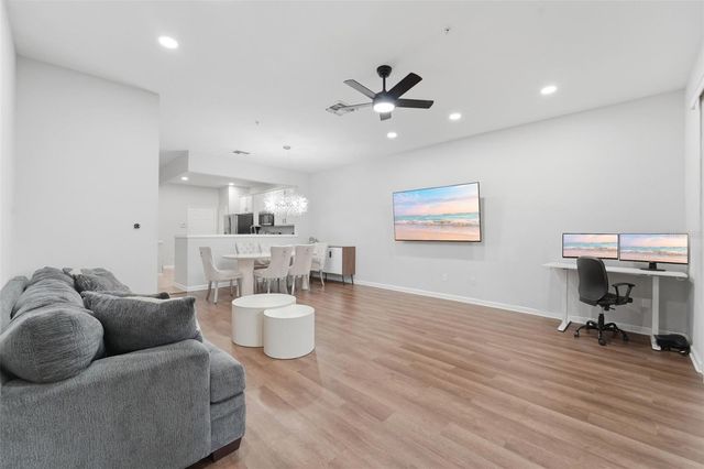 6843 SW SPERONE STREET, Orlando, FL 32819