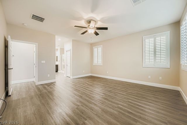 4212 Hawks Glide Avenue, North Las Vegas, NV 89084