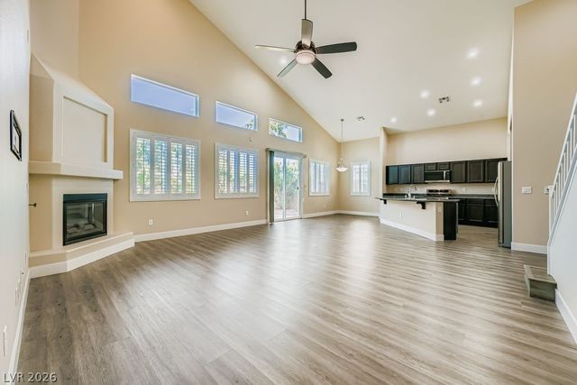 4212 Hawks Glide Avenue, North Las Vegas, NV 89084