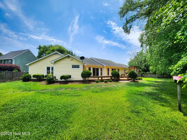 121 Beaver Dam Trail, Newport, NC 28570
