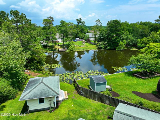121 Beaver Dam Trail, Newport, NC 28570