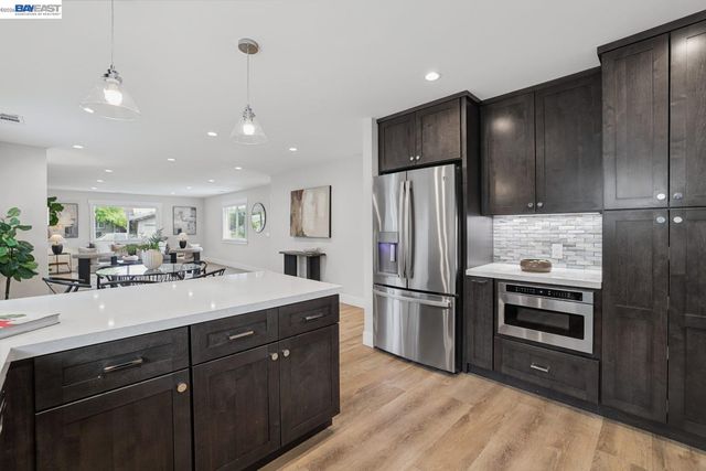 426 Falcon Way, Livermore, CA 94551