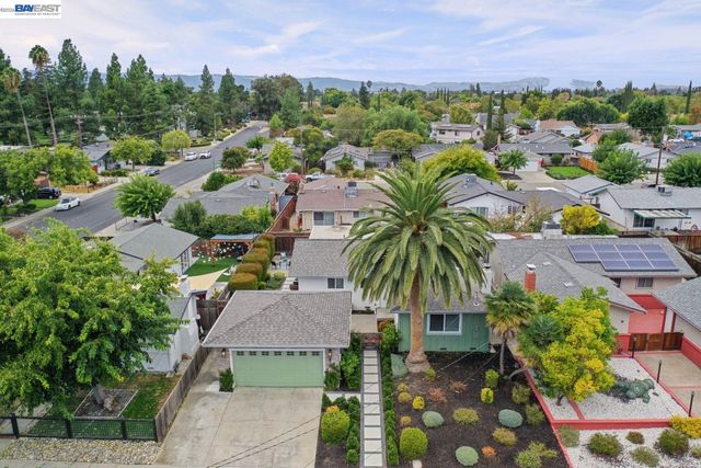 426 Falcon Way, Livermore, CA 94551