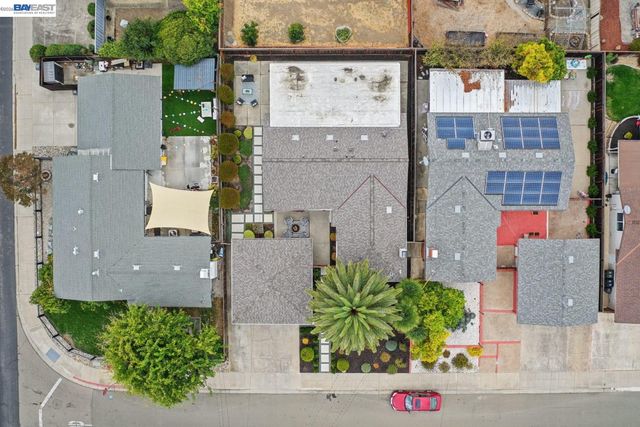 426 Falcon Way, Livermore, CA 94551