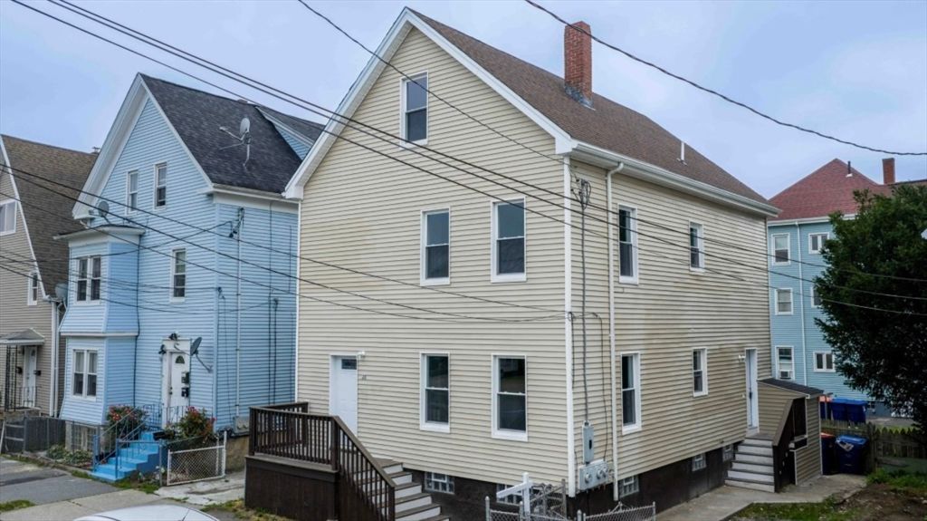 35 Jouvette St, New Bedford, MA 02744