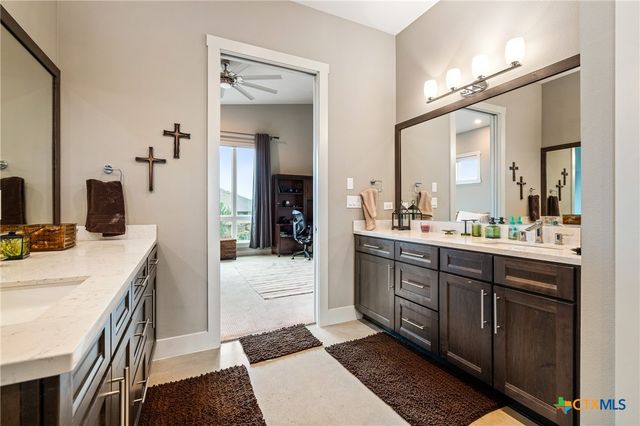 103 Ancient Oak Way, San Marcos, TX 78666