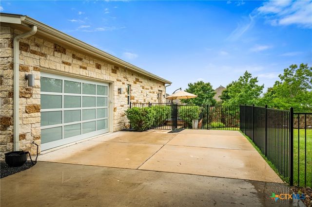 103 Ancient Oak Way, San Marcos, TX 78666