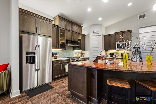 103 Ancient Oak Way, San Marcos, TX 78666