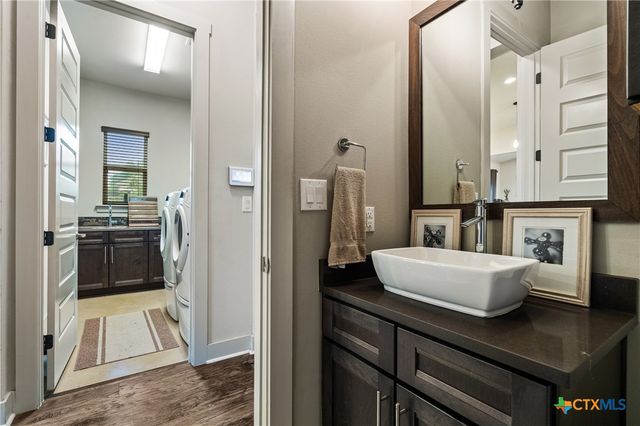 103 Ancient Oak Way, San Marcos, TX 78666