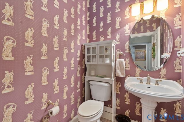 11536 Chester Village Dr, Chester, VA 23831