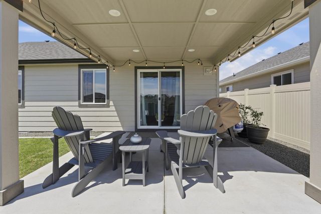 5815 S Dowdy Rd, Spokane, WA 99224