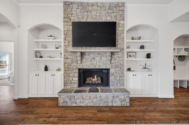 2090 E 176th Street S, Mounds, OK 74047