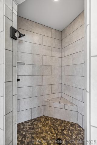 2090 E 176th Street S, Mounds, OK 74047