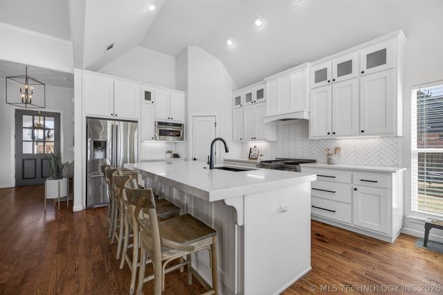 2090 E 176th Street S, Mounds, OK 74047