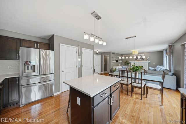 1636 Arbor View Lane, Oceola Township, MI 48843