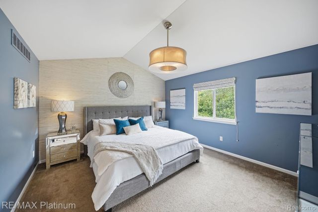1636 Arbor View Lane, Oceola Township, MI 48843