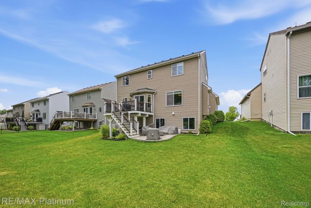 1636 Arbor View Lane, Oceola Township, MI 48843