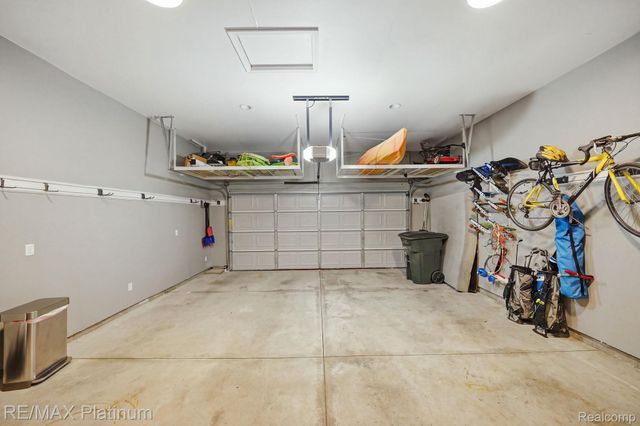 1636 Arbor View Lane, Oceola Township, MI 48843