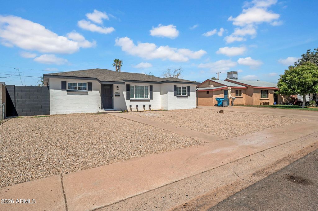 2866 W DIANA Avenue, Phoenix, AZ 85051 — photo 3