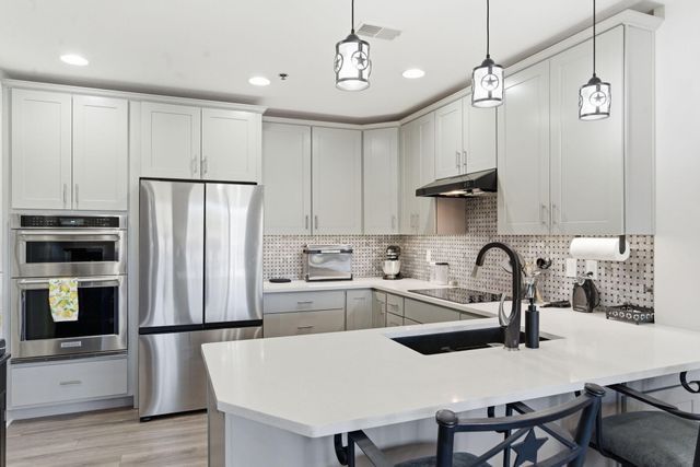 9207 Branson Landing Boulevard 207, Branson, MO 65616