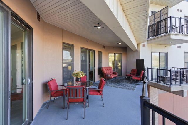 9207 Branson Landing Boulevard 207, Branson, MO 65616