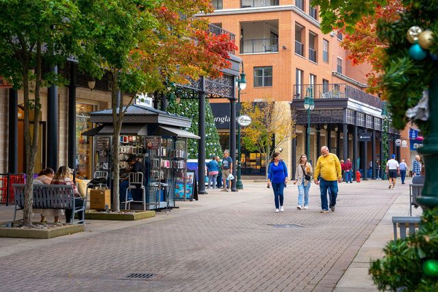 9207 Branson Landing Boulevard 207, Branson, MO 65616