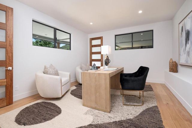 124 Foxwood Road, Portola Valley, CA 94028