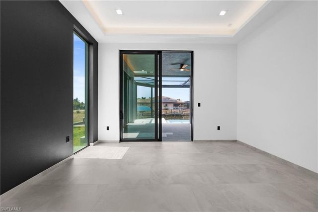 6 NW 32nd PL, Cape Coral, FL 33993