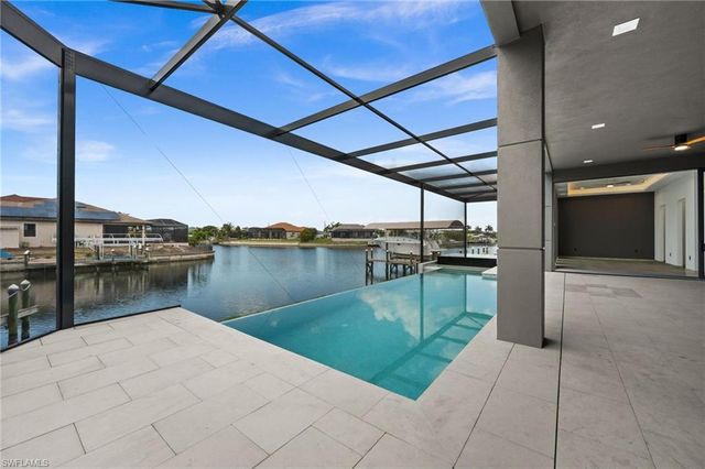 6 NW 32nd PL, Cape Coral, FL 33993