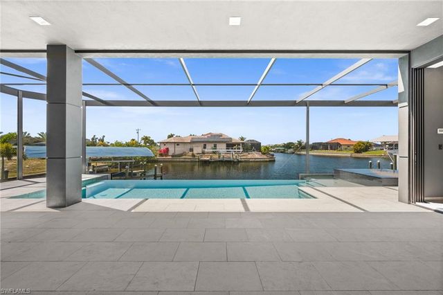 6 NW 32nd PL, Cape Coral, FL 33993