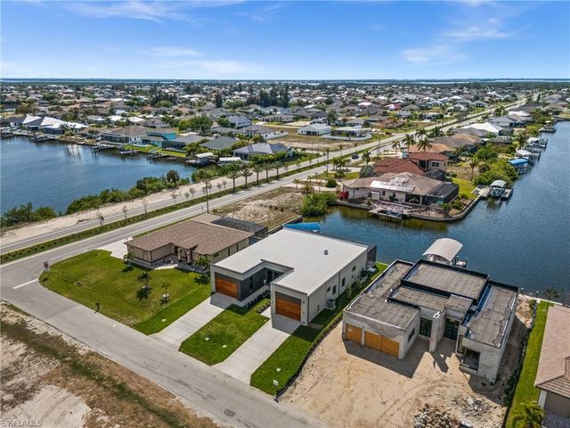 6 NW 32nd PL, Cape Coral, FL 33993
