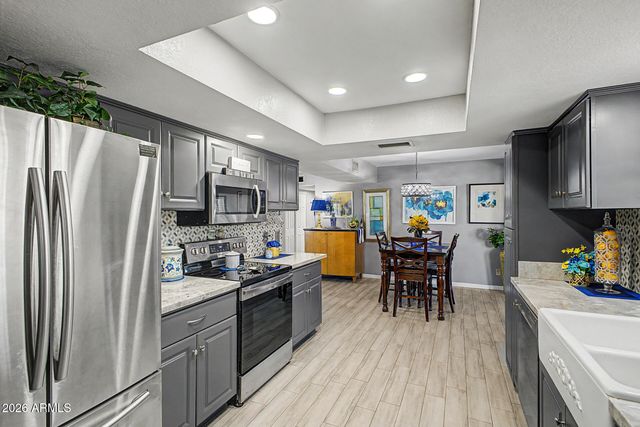 9694 W PURDUE Avenue, Peoria, AZ 85345