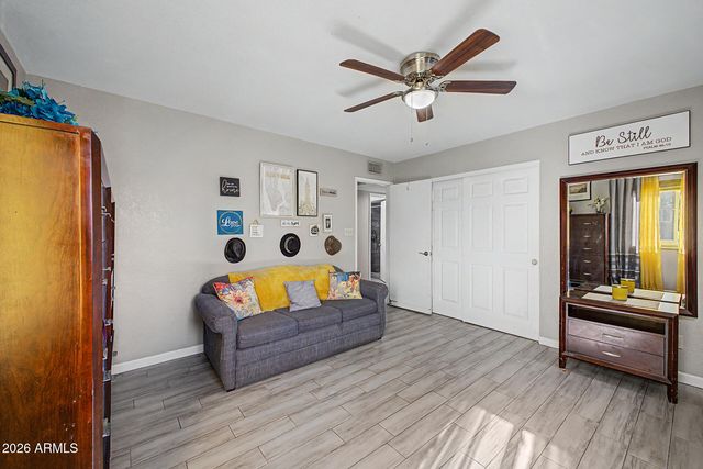 9694 W PURDUE Avenue, Peoria, AZ 85345