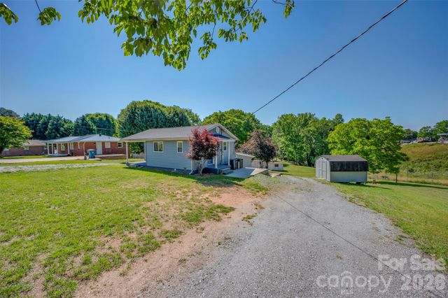 220 Roberson Road, Forest City, NC 28043