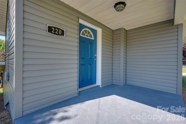 220 Roberson Road, Forest City, NC 28043