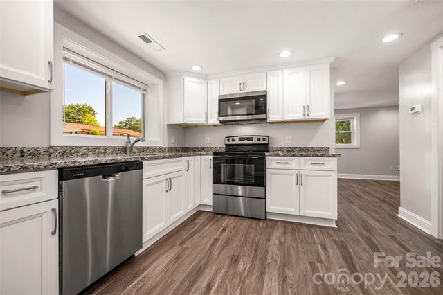 220 Roberson Road, Forest City, NC 28043