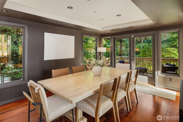 4889 Forest Avenue SE, Mercer Island, WA 98040