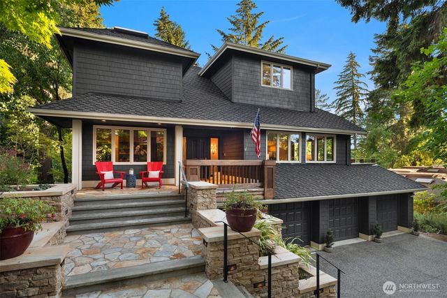 4889 Forest Avenue SE, Mercer Island, WA 98040