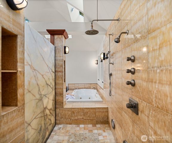 4889 Forest Avenue SE, Mercer Island, WA 98040