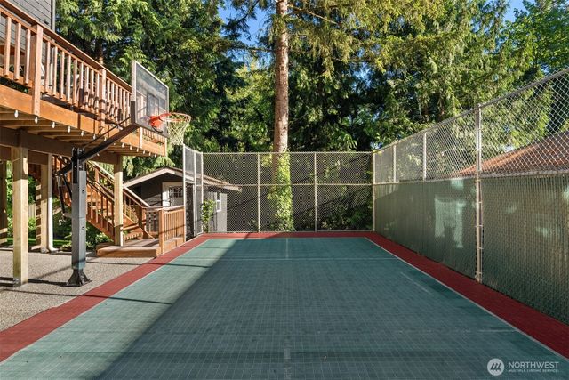 4889 Forest Avenue SE, Mercer Island, WA 98040