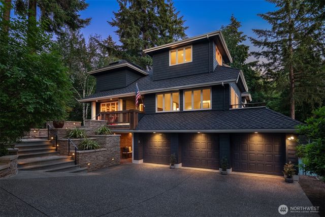 4889 Forest Avenue SE, Mercer Island, WA 98040