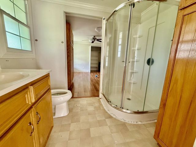1260 CR 236 E., Henderson, TX 75652