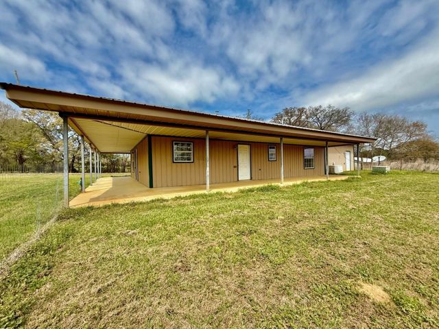 1260 CR 236 E., Henderson, TX 75652
