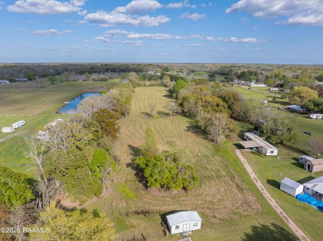 1105-B Nursery Highway, Breaux Bridge, LA 70517