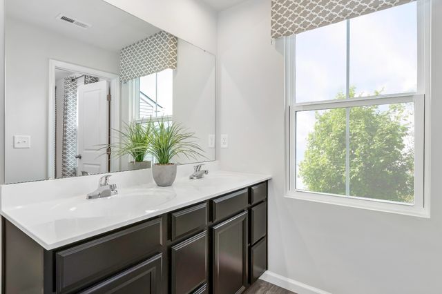 5201 Clarity Way, Christiana, TN 37037