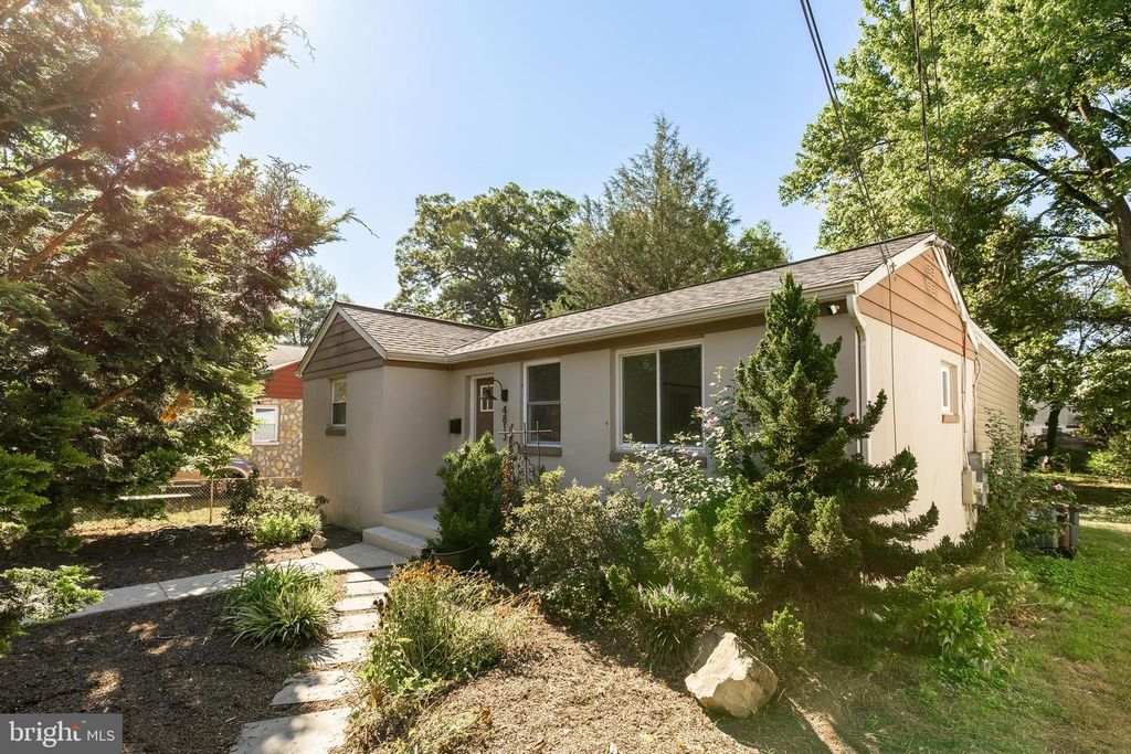 4813 OGLETHORPE ST, Riverdale, MD 20737