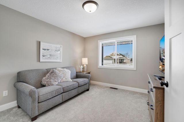 10022 177th Ave NW, Elk River, MN 55330