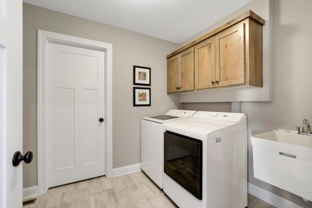 10022 177th Ave NW, Elk River, MN 55330