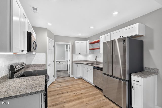 1507 Robinhood Road, Durham, NC 27701